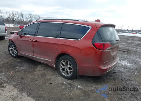 2017 Chrysler Pacifica Touring-L Plus z USA, uszkodzony, nr VIN 2C4RC1EG5HR778239